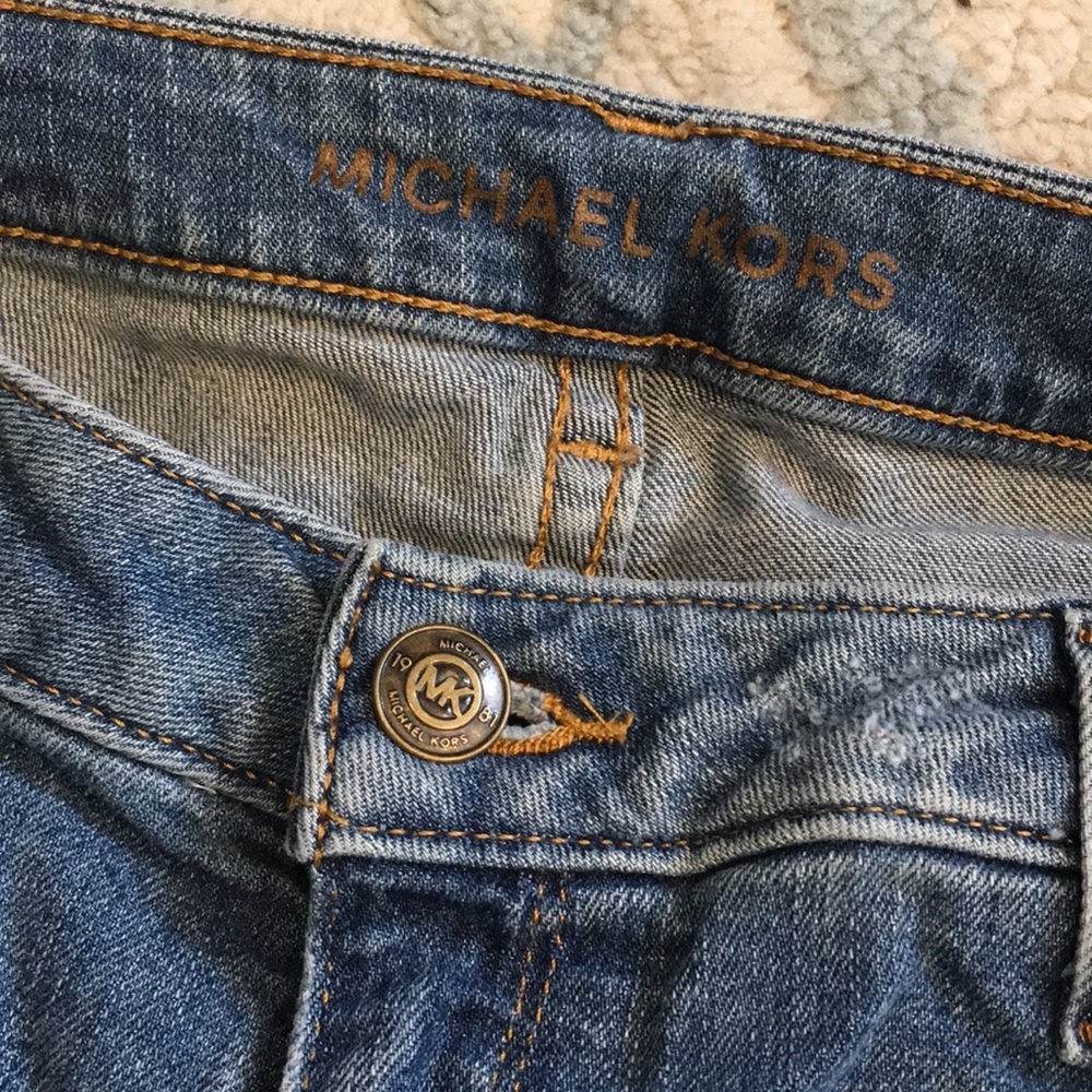 MICHAEL KORS • LIGHT WASH BOOTCUT JEANS - Picture 3 of 6